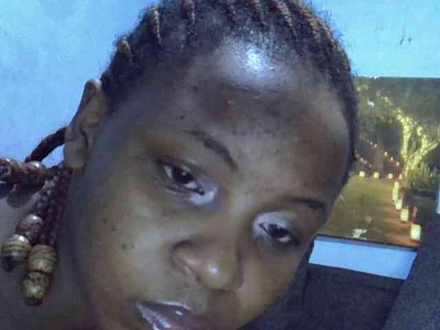 GoldenGoddess1 webcam