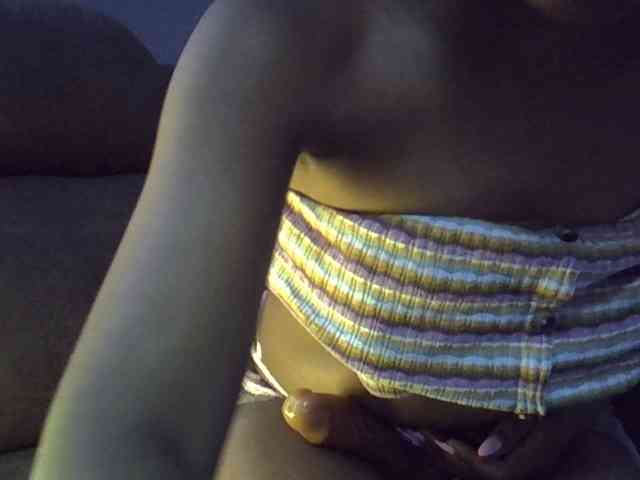 GoldenGoddess1 GoldenGoddess1