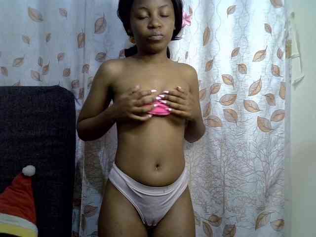 GoldenGoddess1 webcam