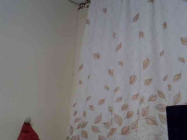 GoldenGoddess1 webcam