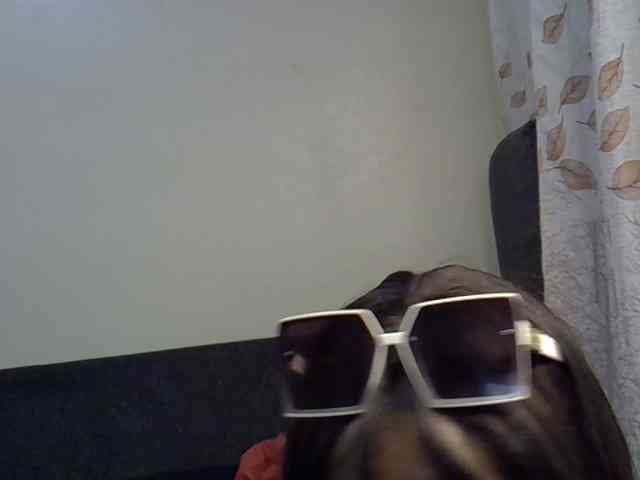 GoldenGoddess1 webcam