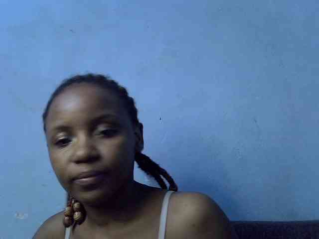 GoldenGoddess1 Live Webcam on BongaCams