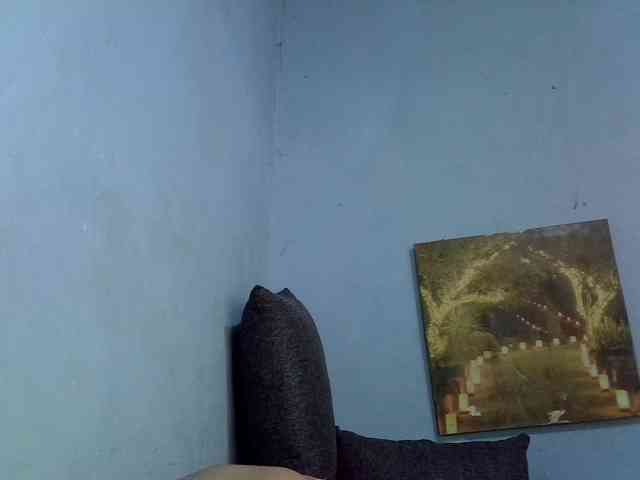 GoldenGoddess1 Live Webcam on BongaCams