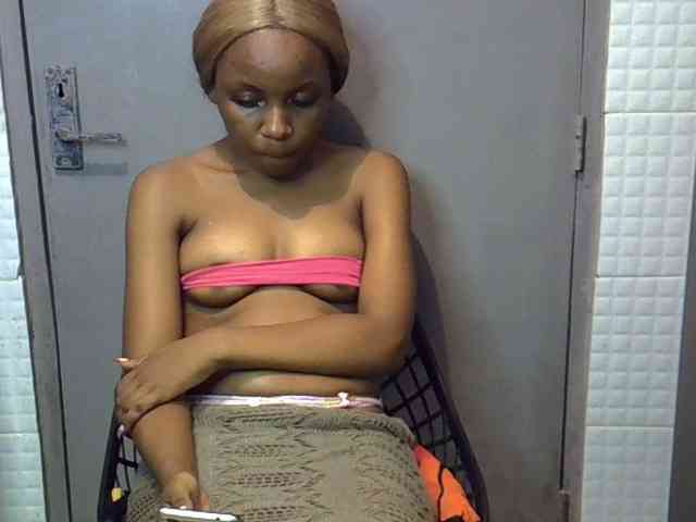 GoldenGoddess1 GoldenGoddess1