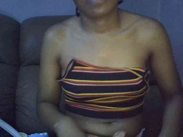 GoldenGoddess1 GoldenGoddess1