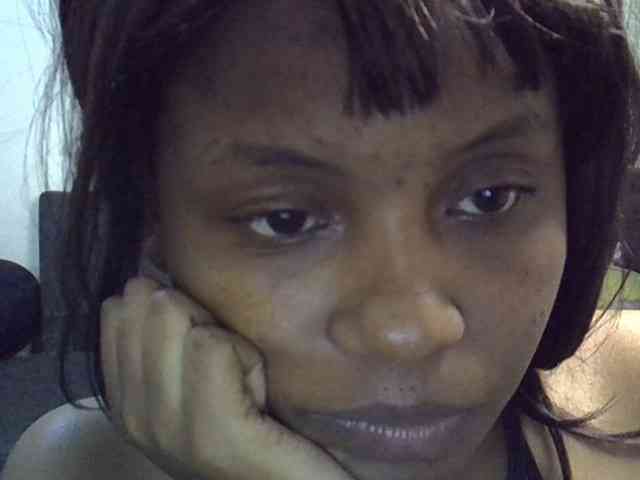 GoldenGoddess1 webcam