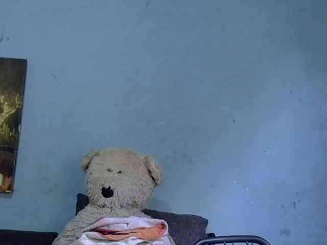 GoldenGoddess1 webcam