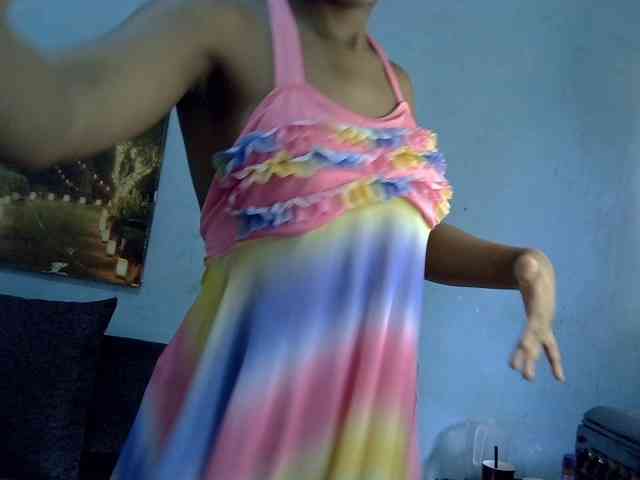 GoldenGoddess1 webcam