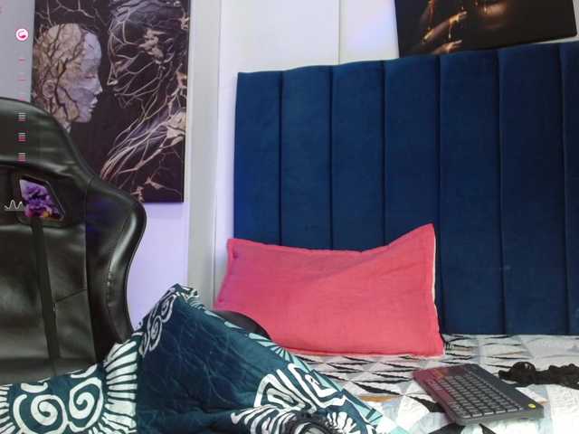 Exotic-wish's BongaCams show and profile