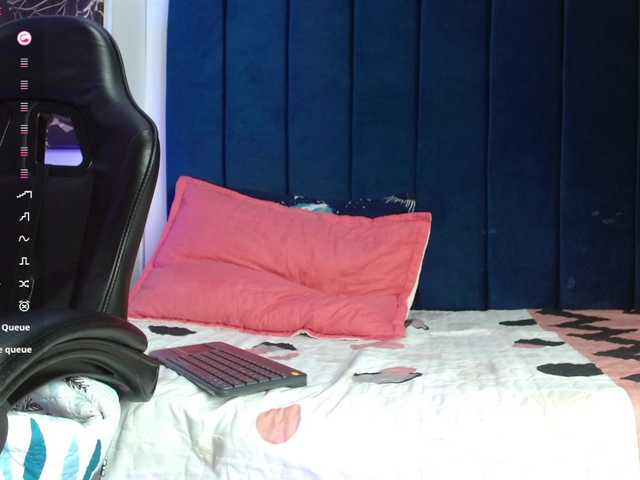 Exotic-wish's BongaCams show and profile