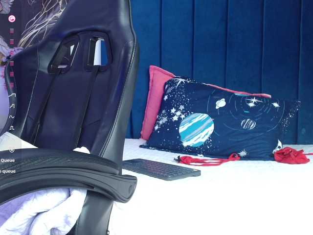 Exotic-wish's BongaCams show and profile