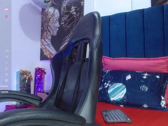 Exotic-wish's BongaCams show and profile