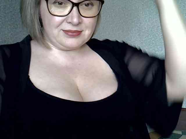 Amira65 Live Webcam on BongaCams