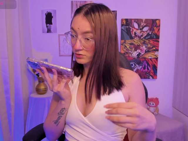 haannathompsoon's BongaCams show and profile