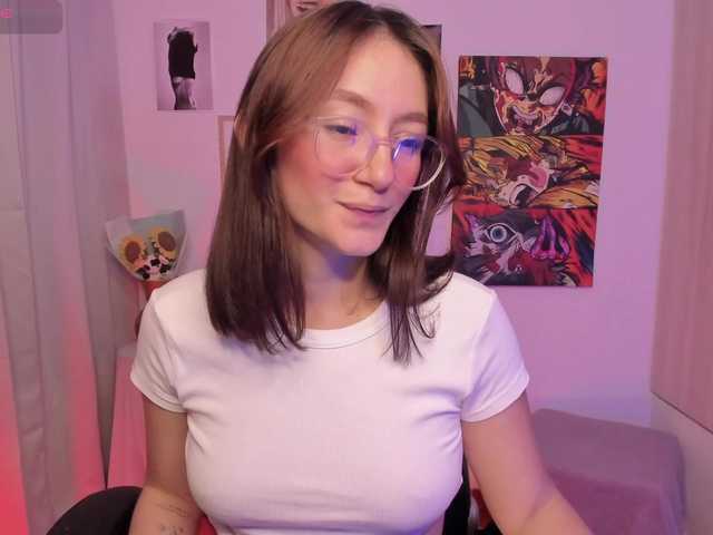 haannathompsoon's BongaCams show and profile