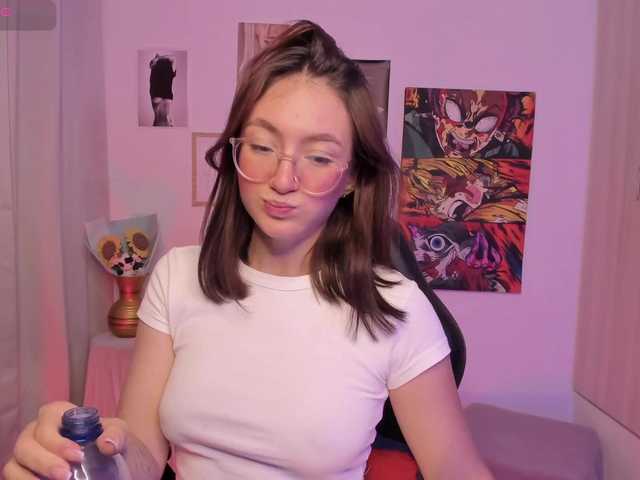 haannathompsoon's BongaCams show and profile