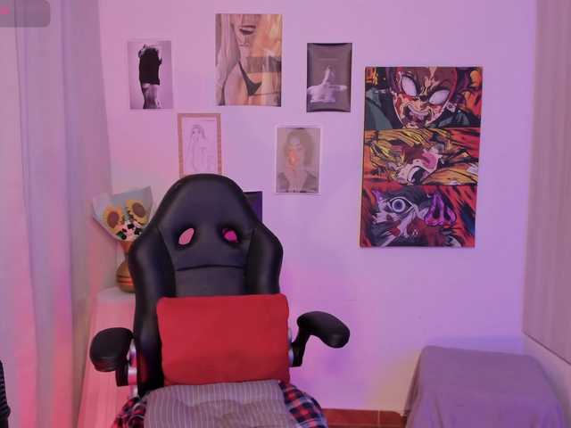 haannathompsoon's BongaCams show and profile