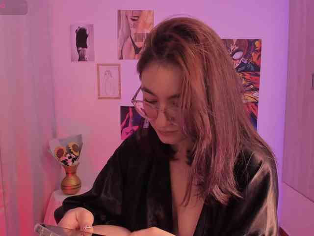 haannathompsoon webcam