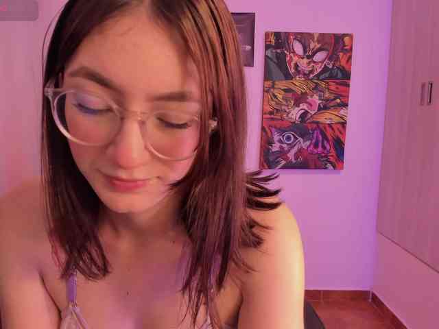 haannathompsoon webcam