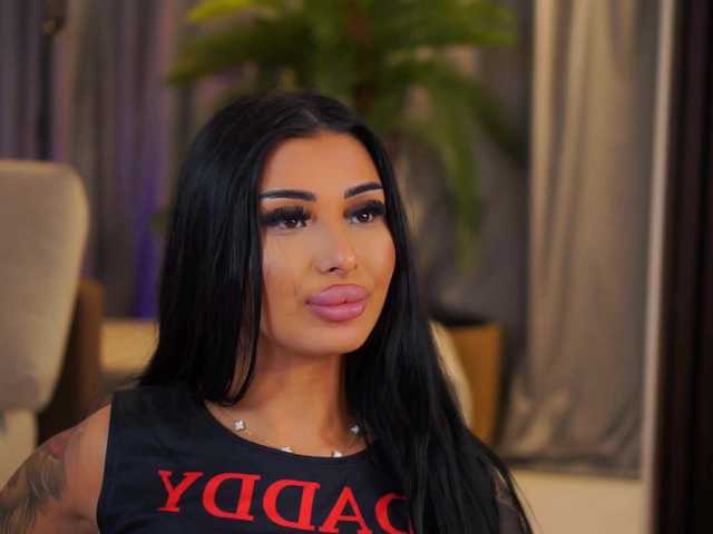 YanaSultana's BongaCams show and profile