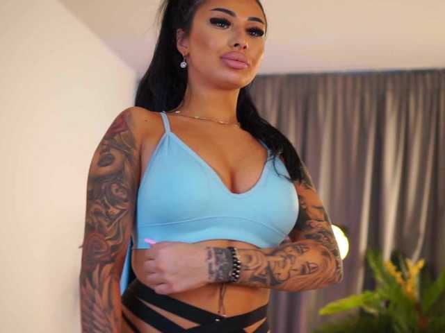 YanaSultana's BongaCams show and profile