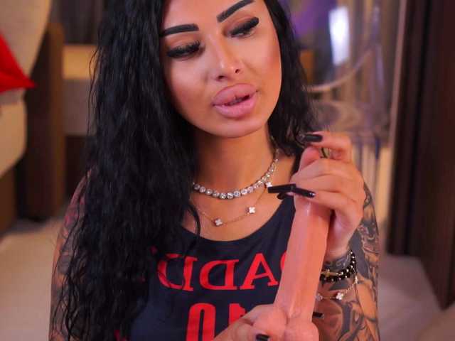 YanaSultana's BongaCams show and profile