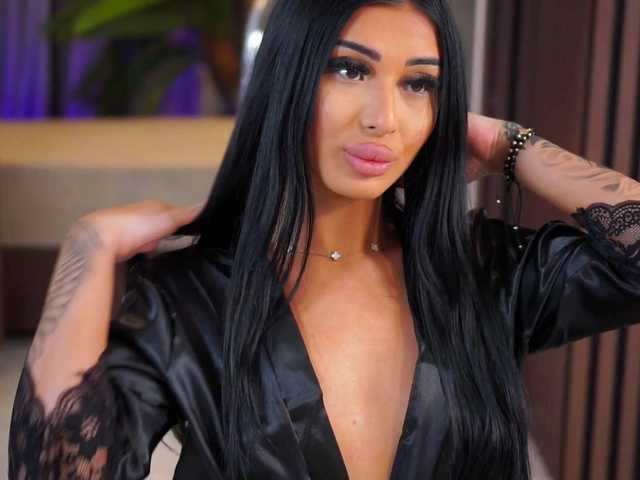 YanaSultana's BongaCams show and profile