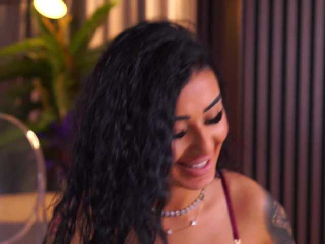 YanaSultana's BongaCams show and profile