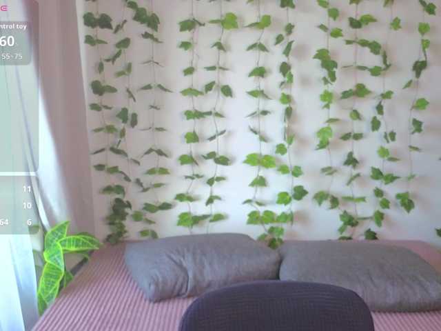 видео MonikaFoxys