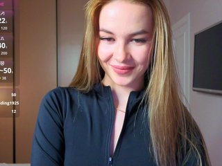 LunaCurlly Porn Show