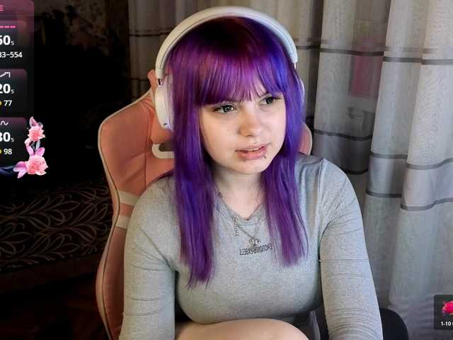 LovelyKristi's BongaCams show and profile