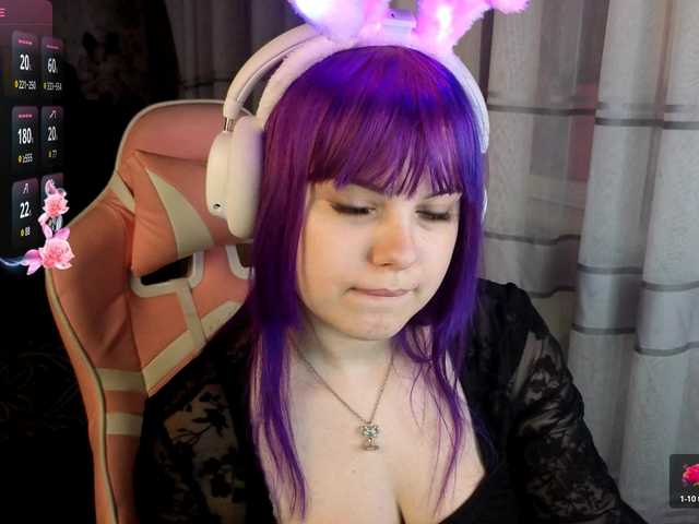 LovelyKristi's BongaCams show and profile