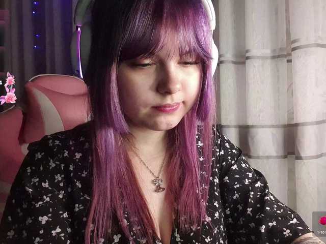 LovelyKristi Profile Image