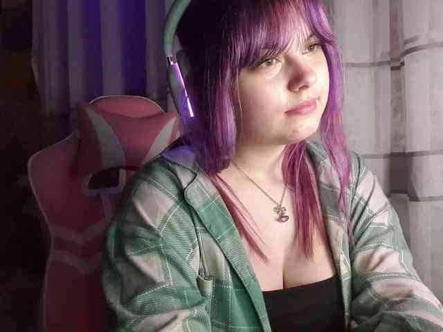 LovelyKristi LovelyKristi