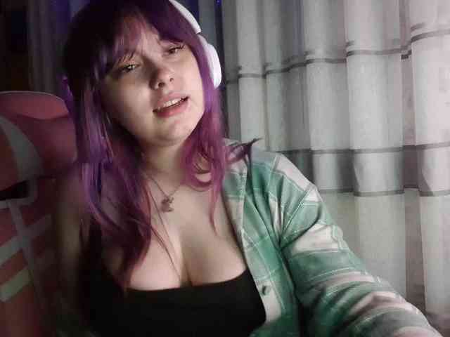 LovelyKristi LovelyKristi