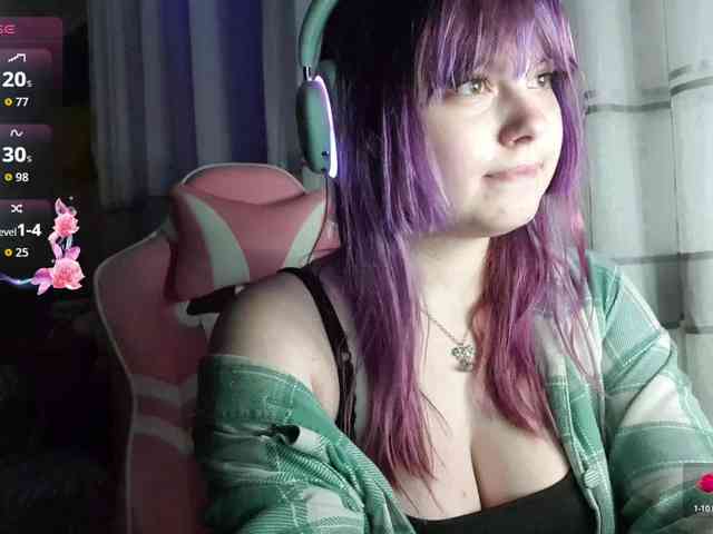 LovelyKristi LovelyKristi