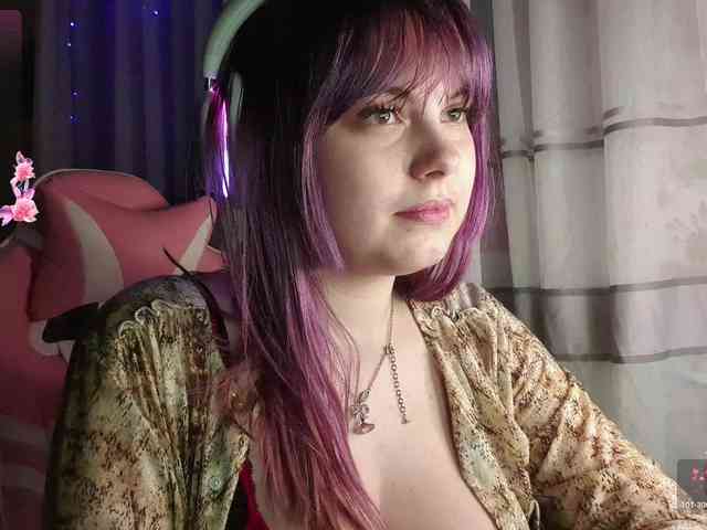 LovelyKristi LovelyKristi