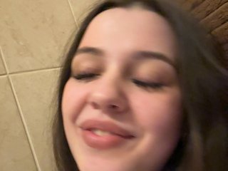 tut-net-seksa Porn Show