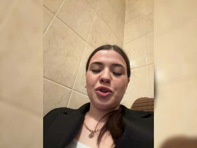 tut-net-seksa's BongaCams show and profile