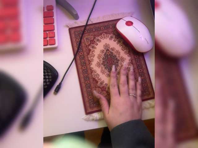 tut-net-seksa's BongaCams show and profile