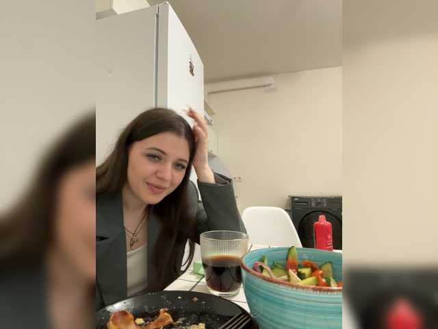 tut-net-seksa's BongaCams show and profile