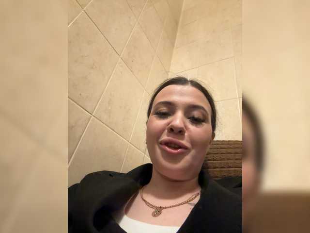 tut-net-seksa's BongaCams show and profile