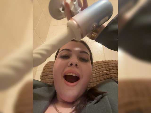 tut-net-seksa's BongaCams show and profile