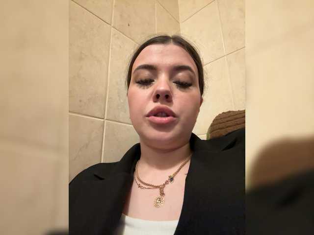 tut-net-seksa's BongaCams show and profile