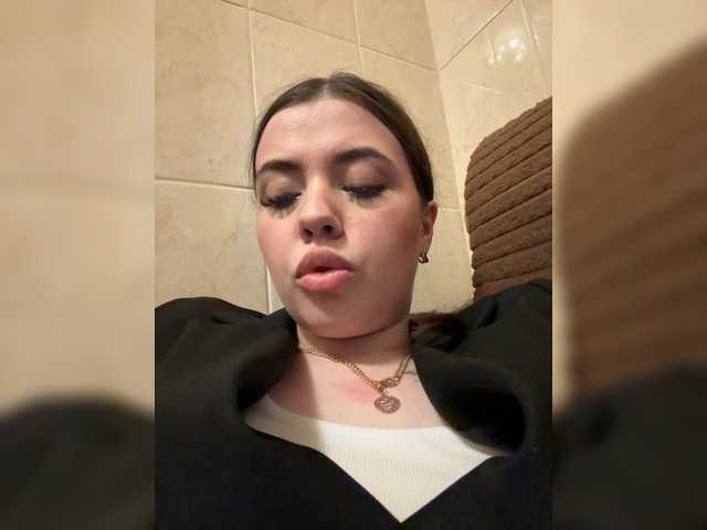 tut-net-seksa's BongaCams show and profile