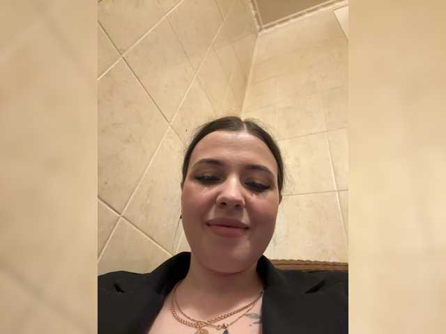 tut-net-seksa's BongaCams show and profile