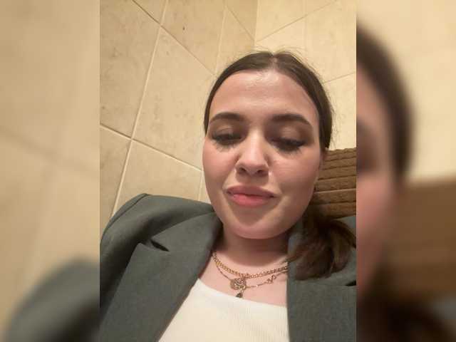 tut-net-seksa's BongaCams show and profile