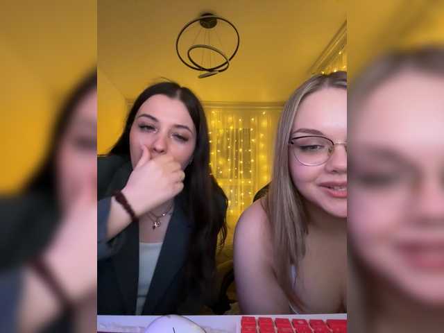 tut-net-seksa's BongaCams show and profile