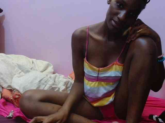 Sweet-africanah01 webcam