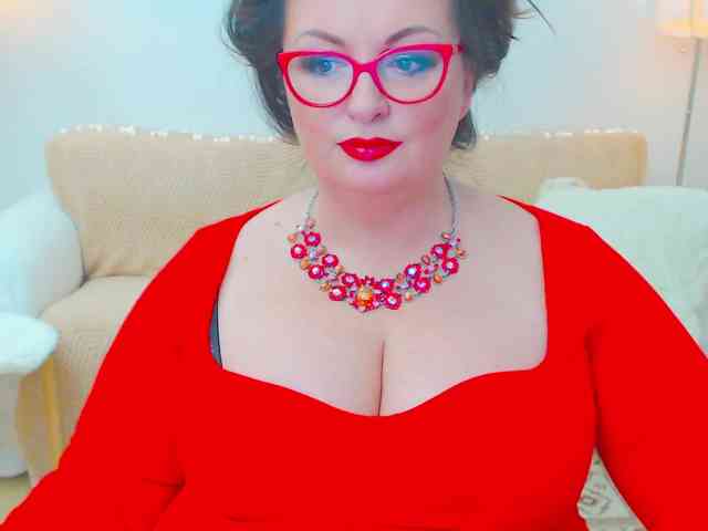 MadameVeil MadameVeil